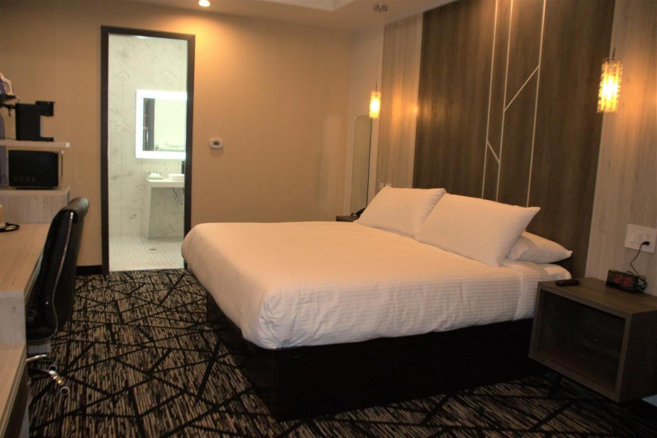 Surestay By Western Southeast Hotel