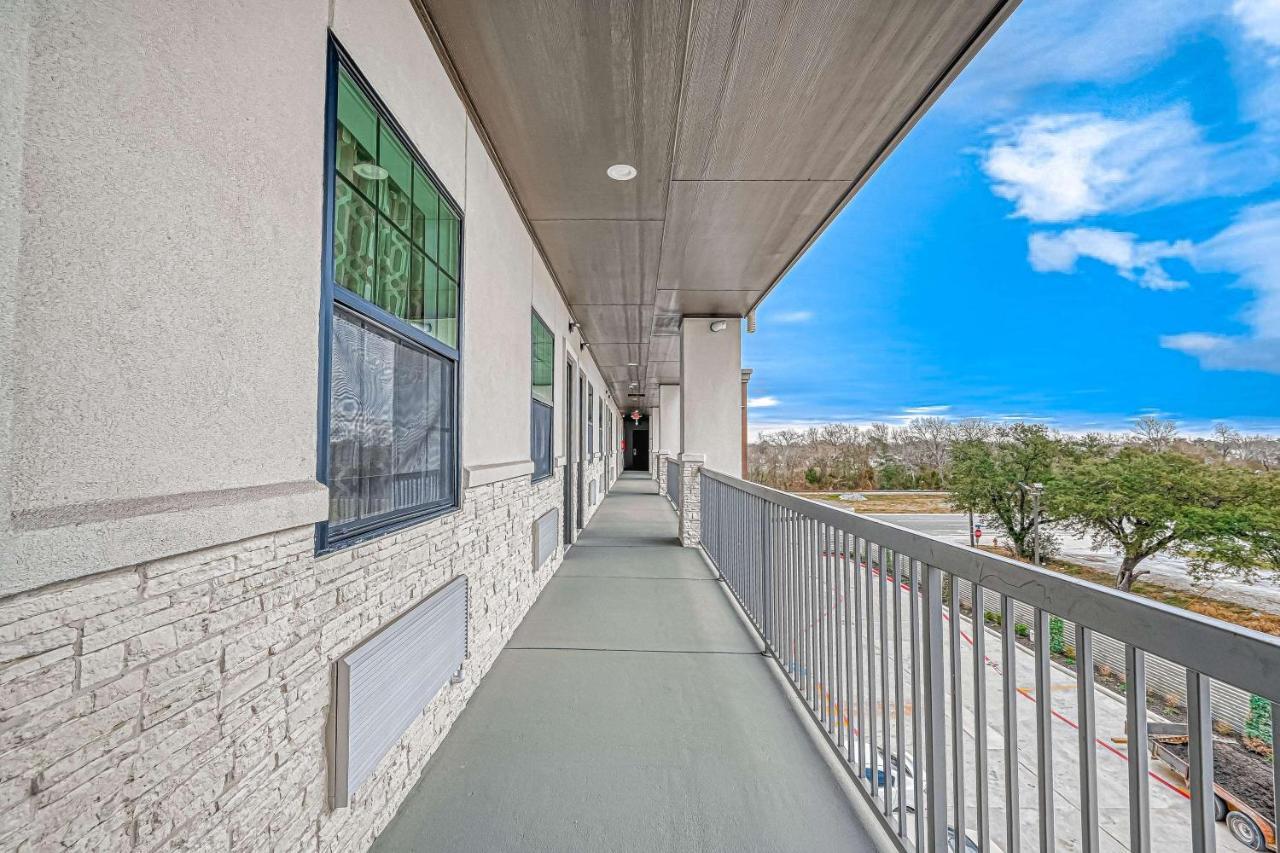 Hotel Surestay By Western Southeast South Houston