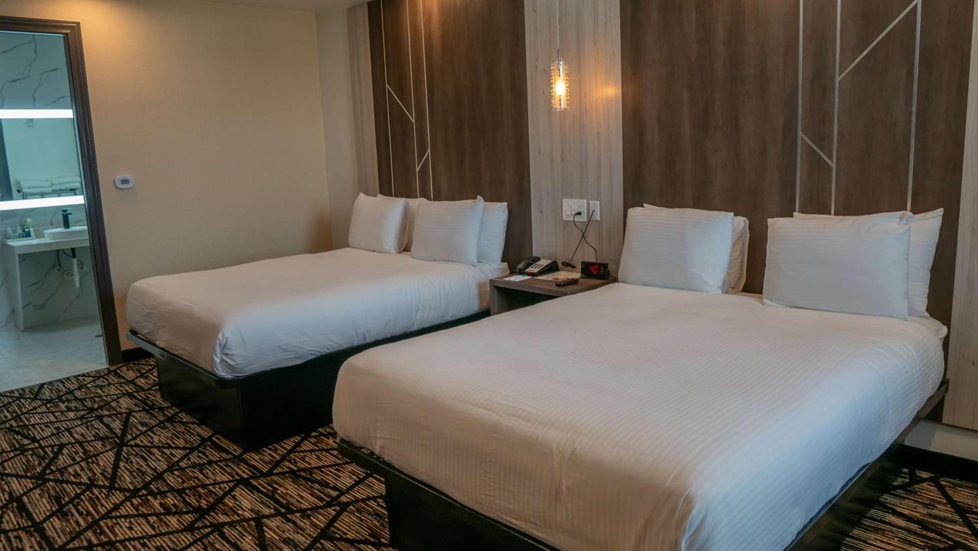Hotel Surestay By Western Southeast South Houston
