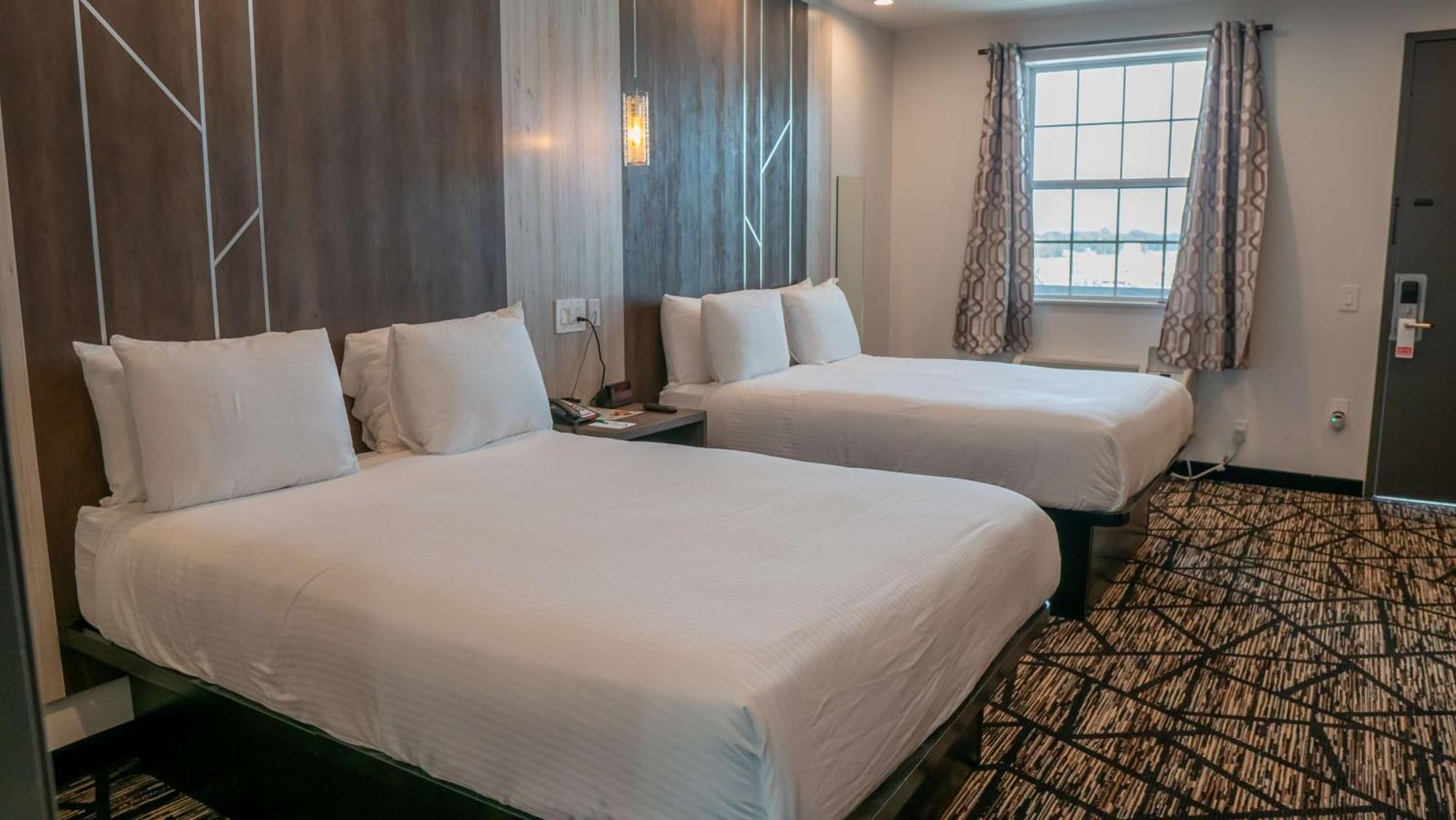 Hotel Surestay By Western Southeast South Houston
