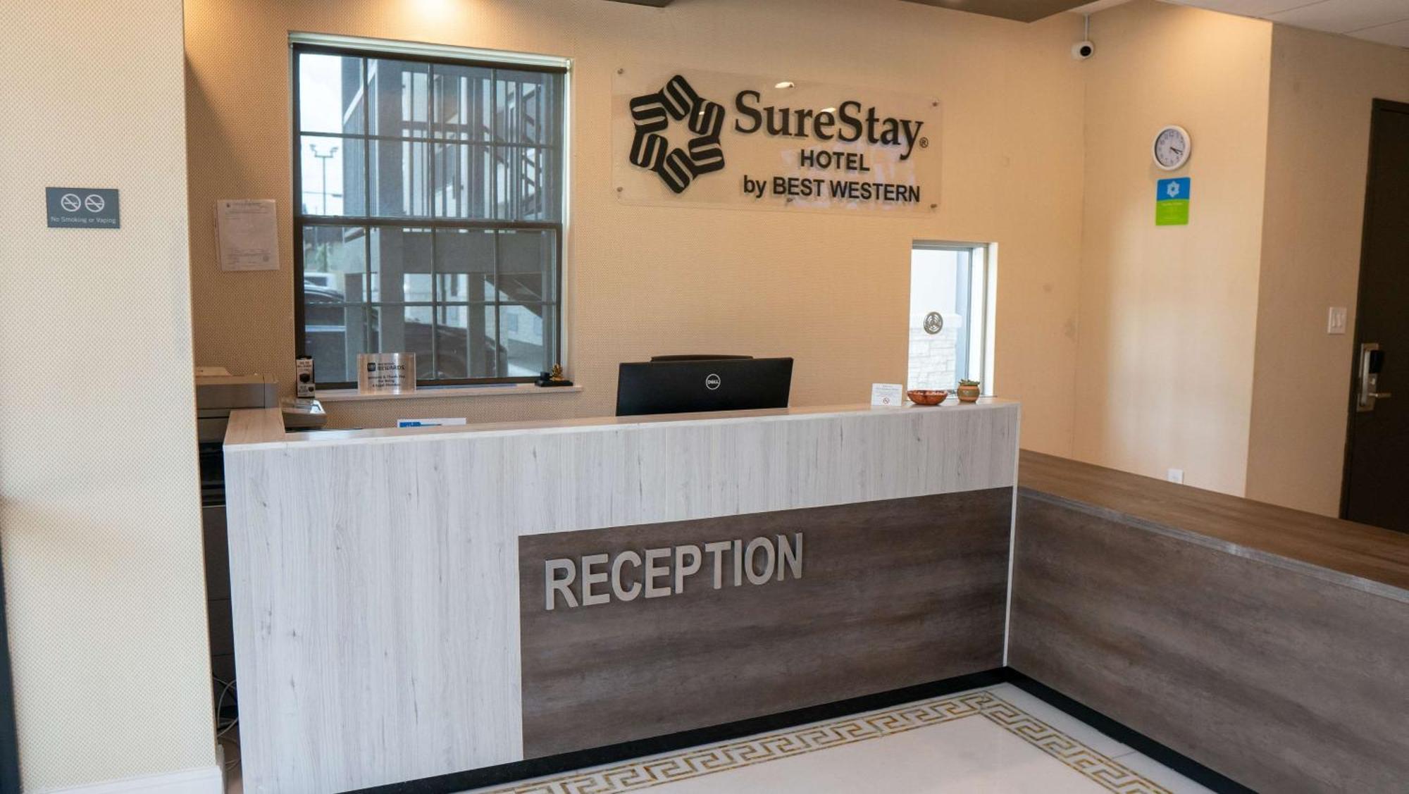 Hotel Surestay By Western Southeast South Houston